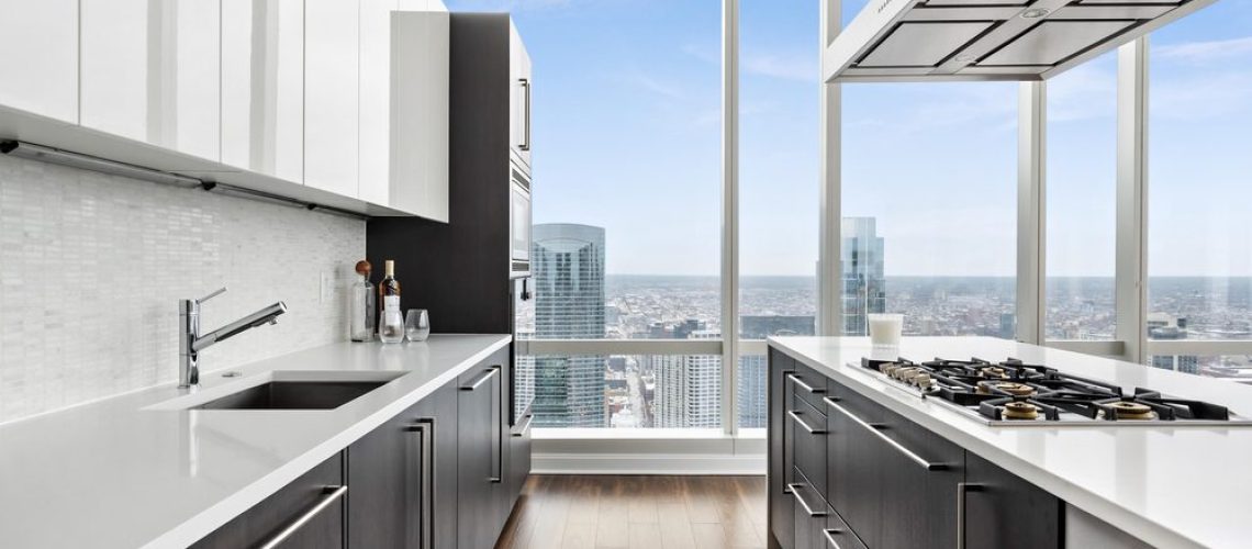 Two-Tone Cabinets: Stylish Ideas for a Unique Kitchen Look